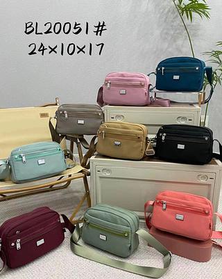 Bolsa transversal de tecido qualidade bom (pacote cada um fazerR$ 26