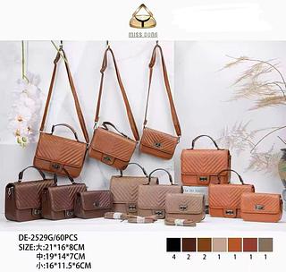 Bolsa com kit 3 (pacote cada um fazer R$50---12PCS